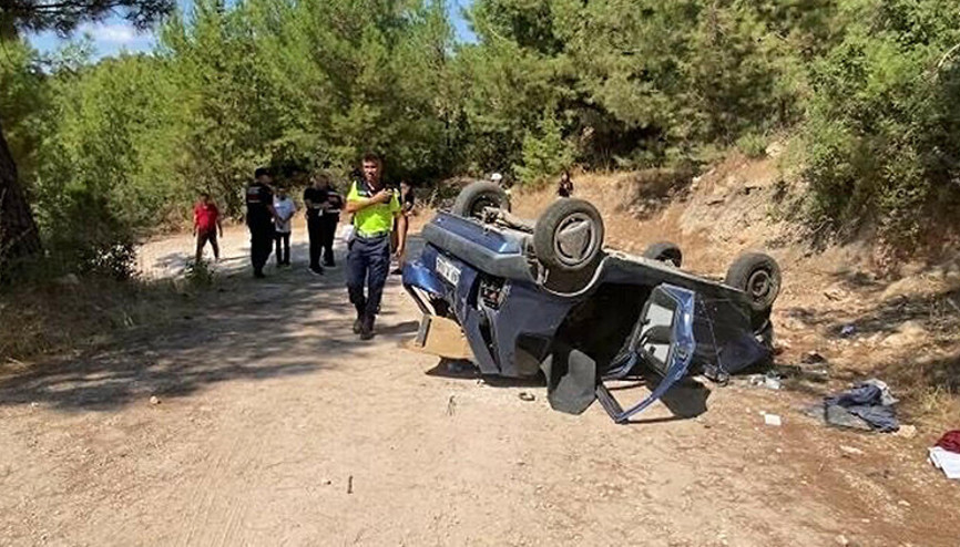 Anne ve oğlu feci kazada hayatını kaybetti