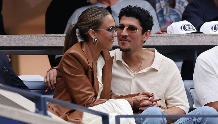 17 yıllık evliliği bitti hayata yeniden başladı… Genç sevgilisini babasıyla tanıştırdı