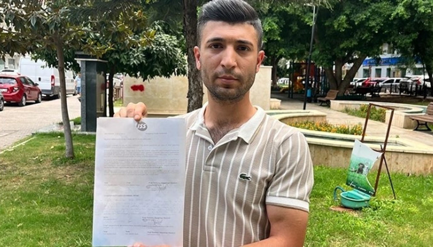 Eşine sürpriz yapan koca işten çıkarıldı: “Hanımcılık kazandı ama ben işsiz kaldım”