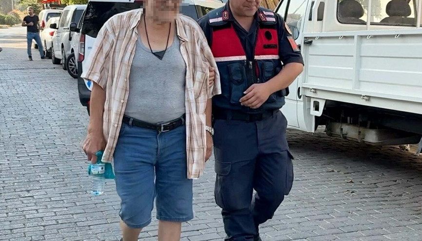 Aydın’da evinde 2 bin 100 adet sentetik ecza ele geçirilen şüpheli; ‘Raporum var ben içiyorum’ dedi