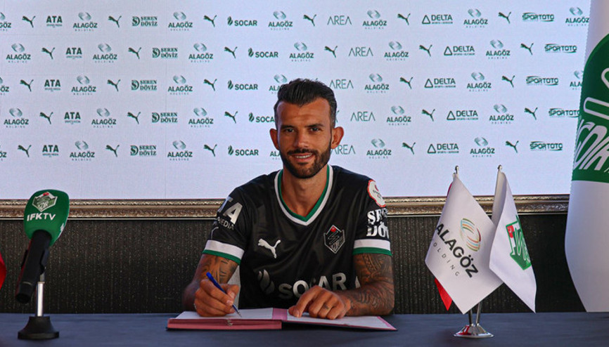 Antalyaspor, Güray Vuralın Iğdır FKye transferini duyurdu