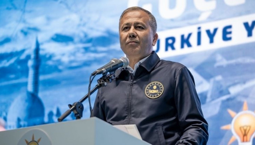 Bakan Yerlikaya: Demokrasi sokakta değil, sandıkta güçlenir