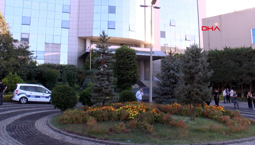 Bayrampaşa Belediyesine operasyon