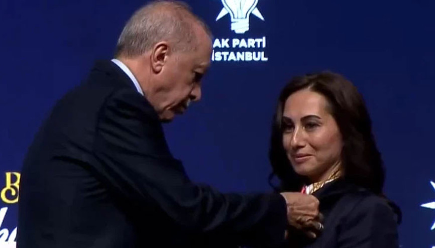 AK Partiye katılan Özlem Vural Gürzelden ilk açıklama