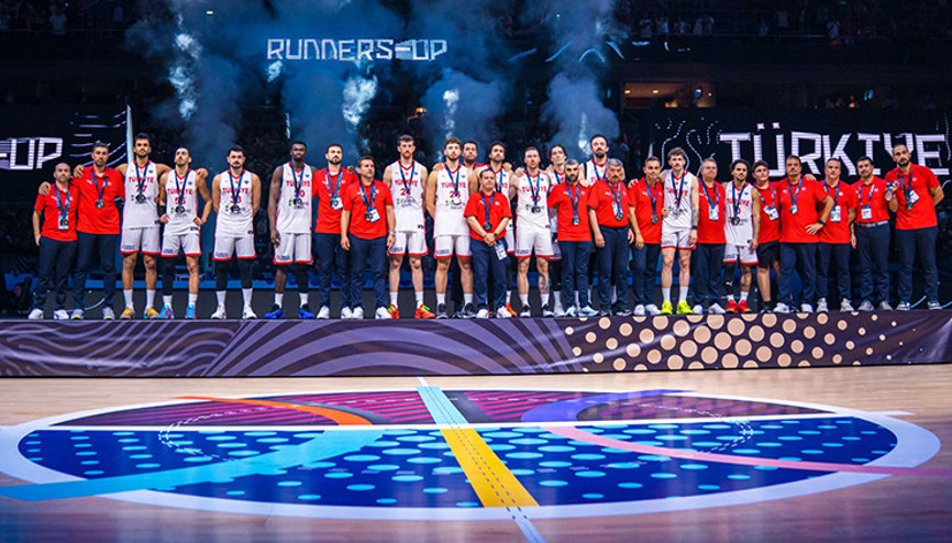 Almanyaya yenilen 12 Dev Adam, Avrupa ikincisi oldu (Türkiye-Almanya: 83-88)