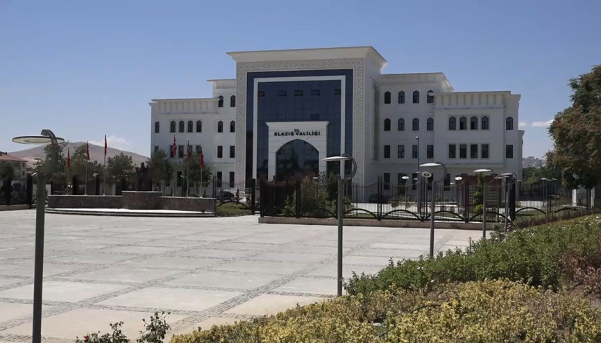 Elazığ Valiliği’nden ‘patlama sesi’ açıklaması Elazığ Valiliği’nden ‘patlama sesi’ açıklaması