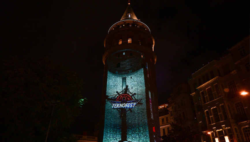TEKNOFEST İstanbulun tanıtımı Galata Kulesinde yapıldı