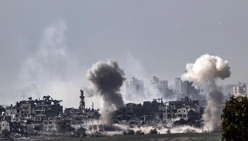 İsrail Gazzeyi vurdu