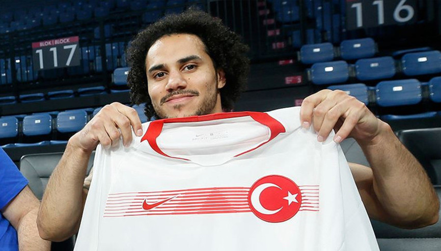 Shane Larkin milli takımı bıraktı mı, neden bıraktı Sosyal medya hesabından duygusal paylaşım