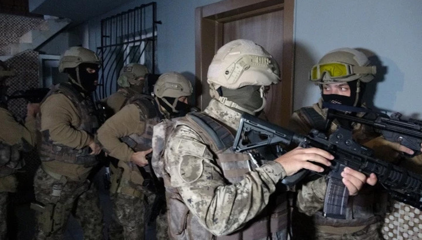 Terör örgütü DEAŞa yönelik operasyonlarda 51 kişi yakalandı