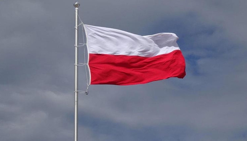 Polonya tazminatta ısrarlı