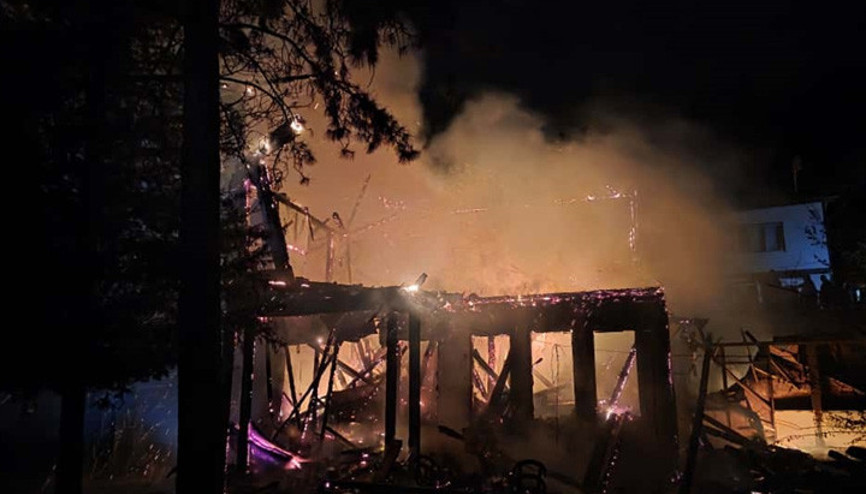 Boluda tarihi konak yandı