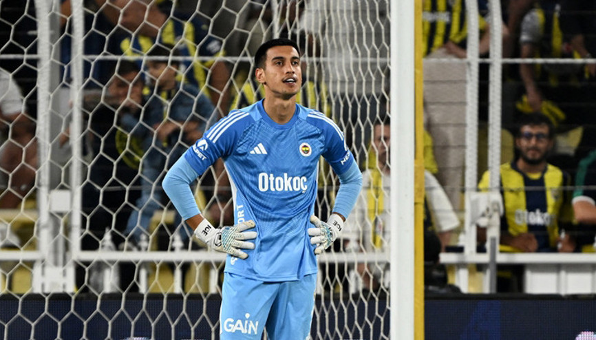 İrfan Can Eğribayat, Fenerbahçe taraftarından özür diledi: Bana yakışmayan bir hata yaptım