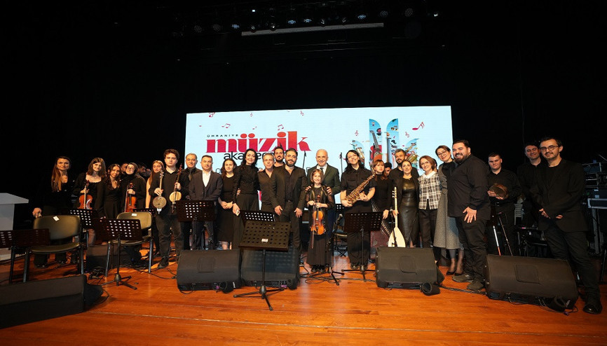 Ümraniye Belediyesi Müzik Akademisinden 7 öğrenci konservatuvara yerleşti