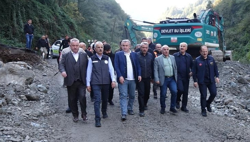 Bakan Uraloğlu, Rizedeki sel bölgesindeki son durumu aktardı