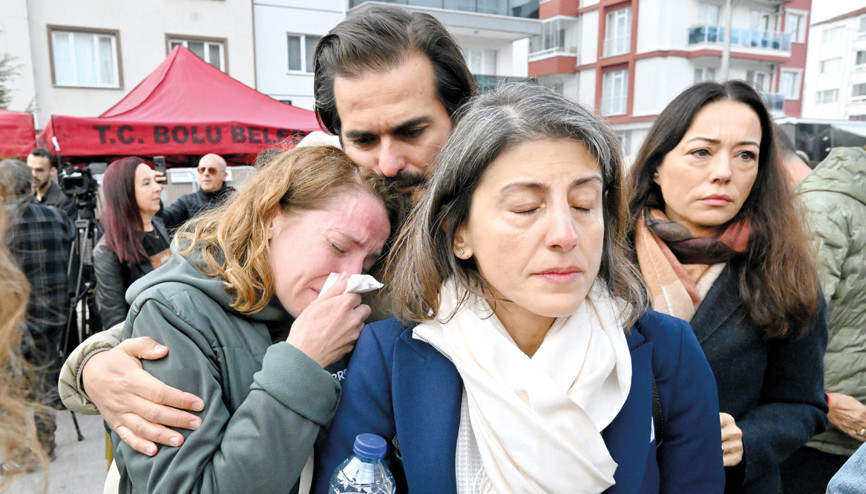 Duruşmada otel sahibi ve damadına tepki: ‘Katiller ses çıkarsa bizim canlarımız yanmazdı’