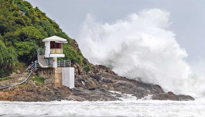 Çin’de Ragasa Tayfunu alarmı