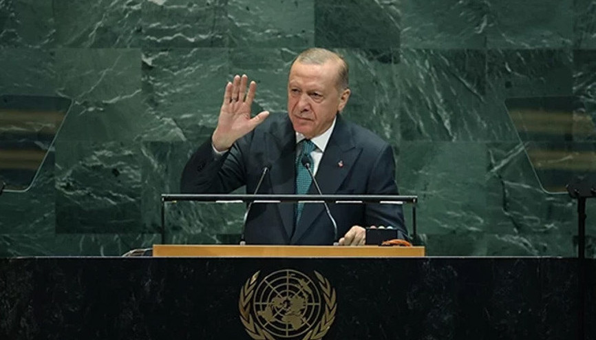 Gazzeli çocuk fotoğraflarıyla dünyaya seslendi: İnsanlığın dip noktası