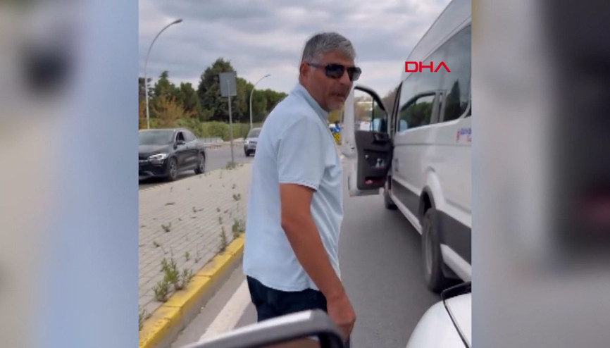 Skandal Öğrenci servis şoföründen trafikte tehdit ve yol kesme