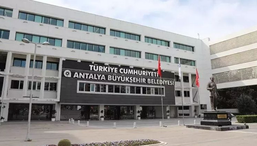 Antalya Büyükşehir Belediyesine yönelik soruşturmada 3 kişiye tahliye