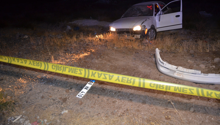 Ehliyetsiz ve alkollü sürücünün aracı takla attı: 1 ölü, 1 yaralı Ehliyetsiz ve alkollü sürücünün aracı takla attı: 1 ölü, 1 yaralı