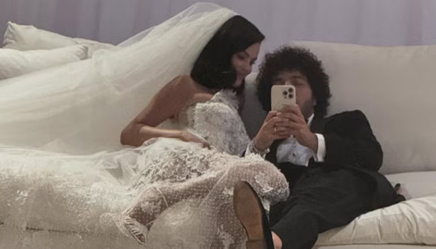 Bu gelinliği giymeyi bile ona borçlusun... Sende hiç vefa yokmuş Selena