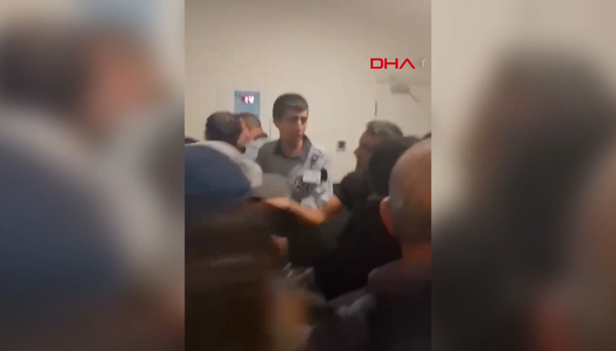 Şişlide hastanede Sıranı bekleyeceksin kavgası; ortalık karıştı Şişlide hastanede Sıranı bekleyeceksin kavgası; ortalık karıştı