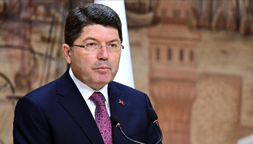 Bakan Tunçtan TBMM açılışına katılmayan CHPye tepki: Yasamaya, millete saygısızlıktır Bakan Tunçtan TBMM açılışına katılmayan CHPye tepki: Yasamaya, millete saygısızlıktır