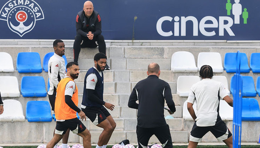 Liverpool, Kasımpaşanın Kemerburgaz Tesislerinde çalıştı