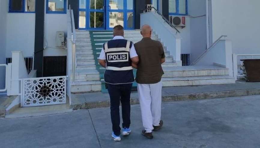 297 yıl hapis cezasıyla aranıyordu, yakalandı