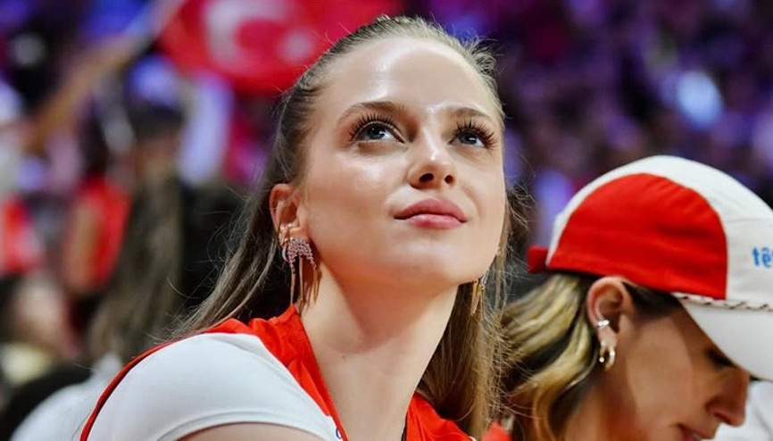 İpek Filiz Yazıcı kimdir, kaç yaşında ve nereli İpek Filiz Yazıcı filmleri ve TV dizileri