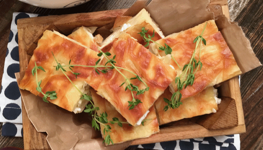 Her katında bolca emek var: Evde hazır alınmış gibi su böreği yapmanın püf noktaları