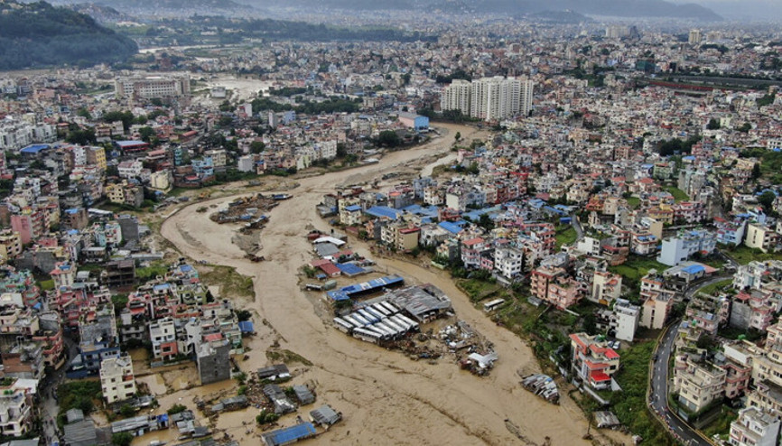 Nepalde doğal afetler 22 kişinin ölümüne yol açtı