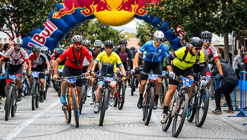 Red Bull Geç Kalma Bisiklet Tutkunlarını Adalarda Buluşturdu