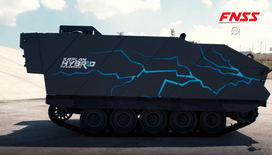 Askeri araçlara güç verecek hibrit çözüm Almanyada vitrine çıktı