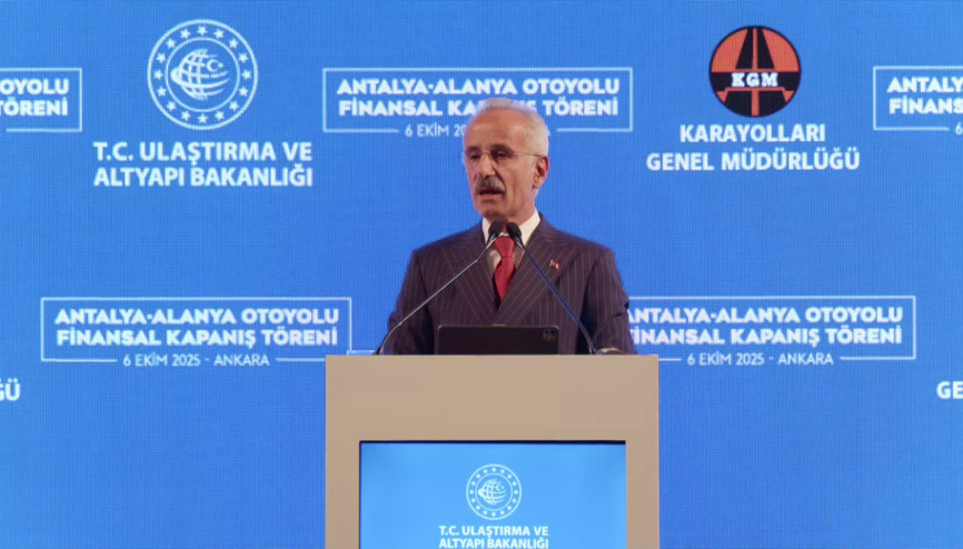 Bakan Uraloğlu: Antalya-Alanya Otoyolu modern mühendisliğin örneklerinden biri olacak