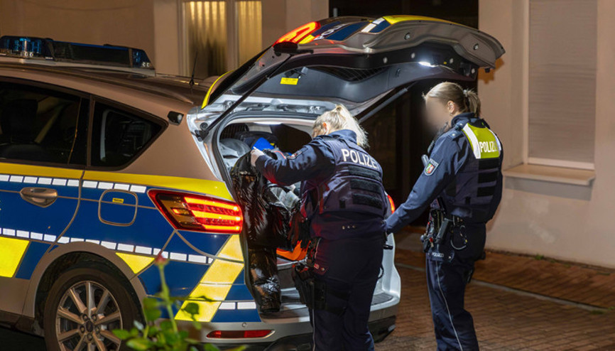 Almanyada cami arkası kanlı kavga