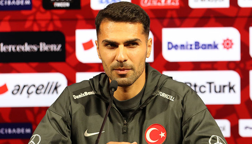 Zeki Çelik imzayı atıyor İtalyan gazeteci açıkladı