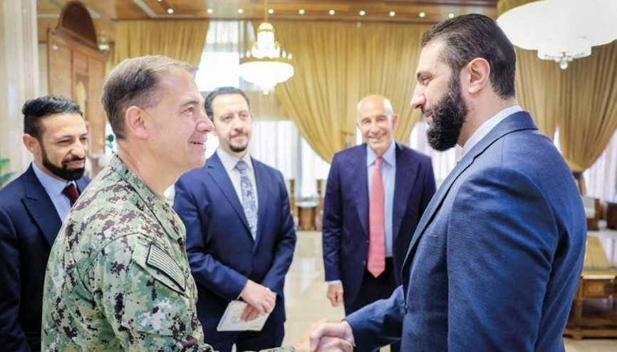 Şara; ABD’li komutan, elçi ve SDG heyetini kabul etti… Şam’da SDG ile kritik görüşme Şara; ABD’li komutan, elçi ve SDG heyetini kabul etti… Şam’da SDG ile kritik görüşme