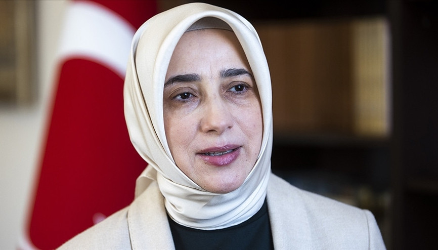 AK Partili Özlem Zengin: 3 milletvekilimiz Aşdod Limanında