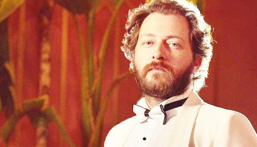 Alican Yücesoy: Oyuncuları zavallı buluyorum