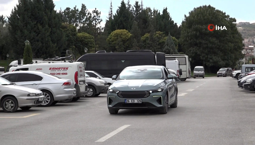 Togg T10Fi Eskişehirde alan ilk kişi oldu: Lüks araçlar kullandım ama bu daha konforlu