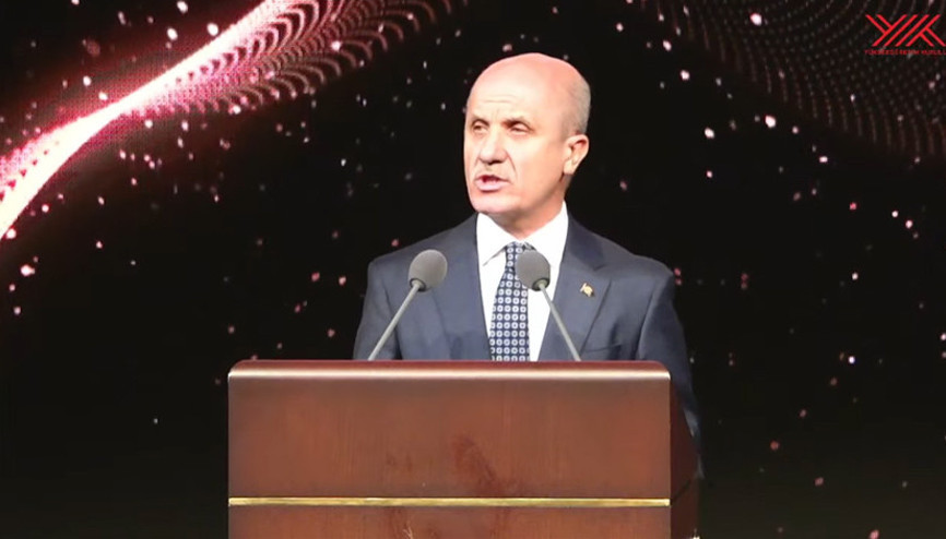 YÖK Başkanı: Lisansı 3 yılda tamamlama imkanı doğacak YÖK Başkanı: Lisansı 3 yılda tamamlama imkanı doğacak