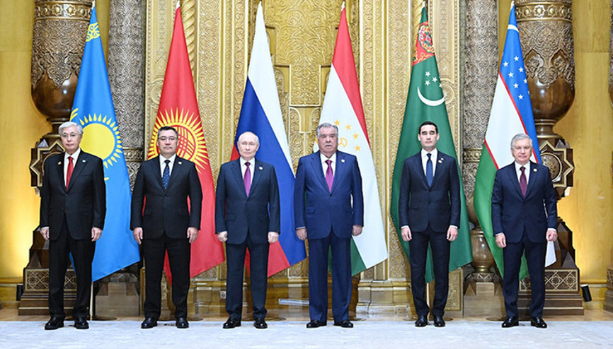 Tacikistanda Orta Asya-Rusya Zirvesi başladı