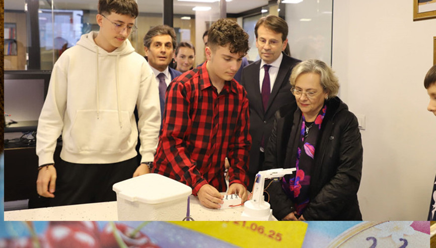 Hürriyet Bayraktaroğlu Kosova’da Bir Dizi Ziyarette Bulundu Hürriyet Bayraktaroğlu Kosova’da Bir Dizi Ziyarette Bulundu