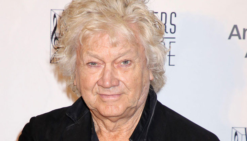 Efsane şarkıcı hayata veda etti... Babamızı aniden kaybettik