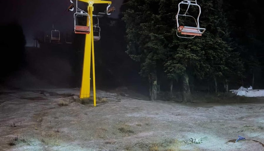 Uludağ’ın zirvesi beyaza büründü