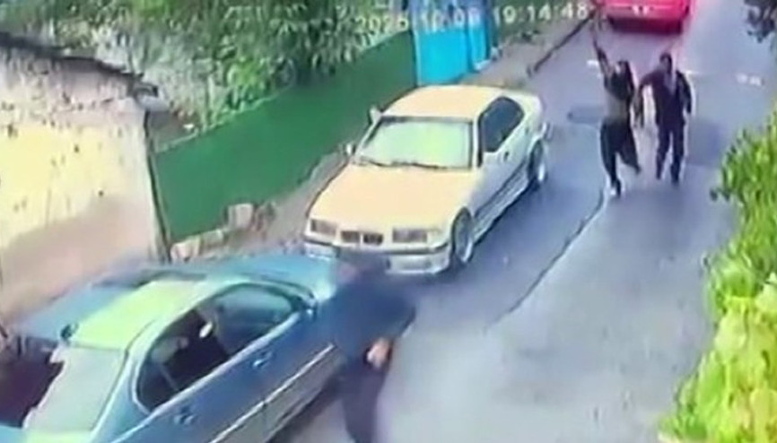 Dehşet anları kamerada: Sokak ortasında kaçırdılar