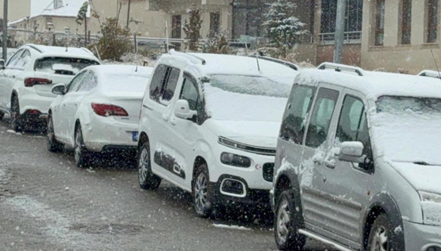 Sarıkamışa mevsimin ilk karı yağdı