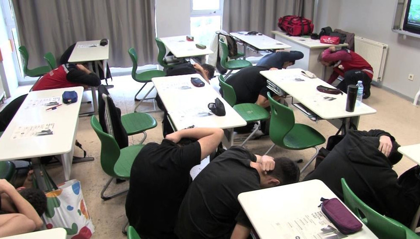 3 milyon öğrenci için aynı anda alarm zili çaldı